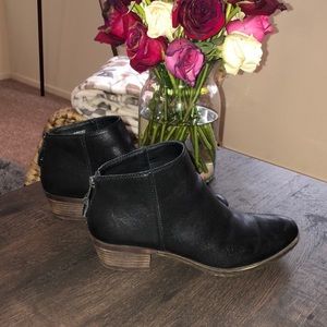 Lucky Brand booties